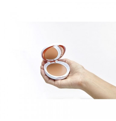 HELIOCARE COMPACTO  OILFREE LIGHT SPF50+